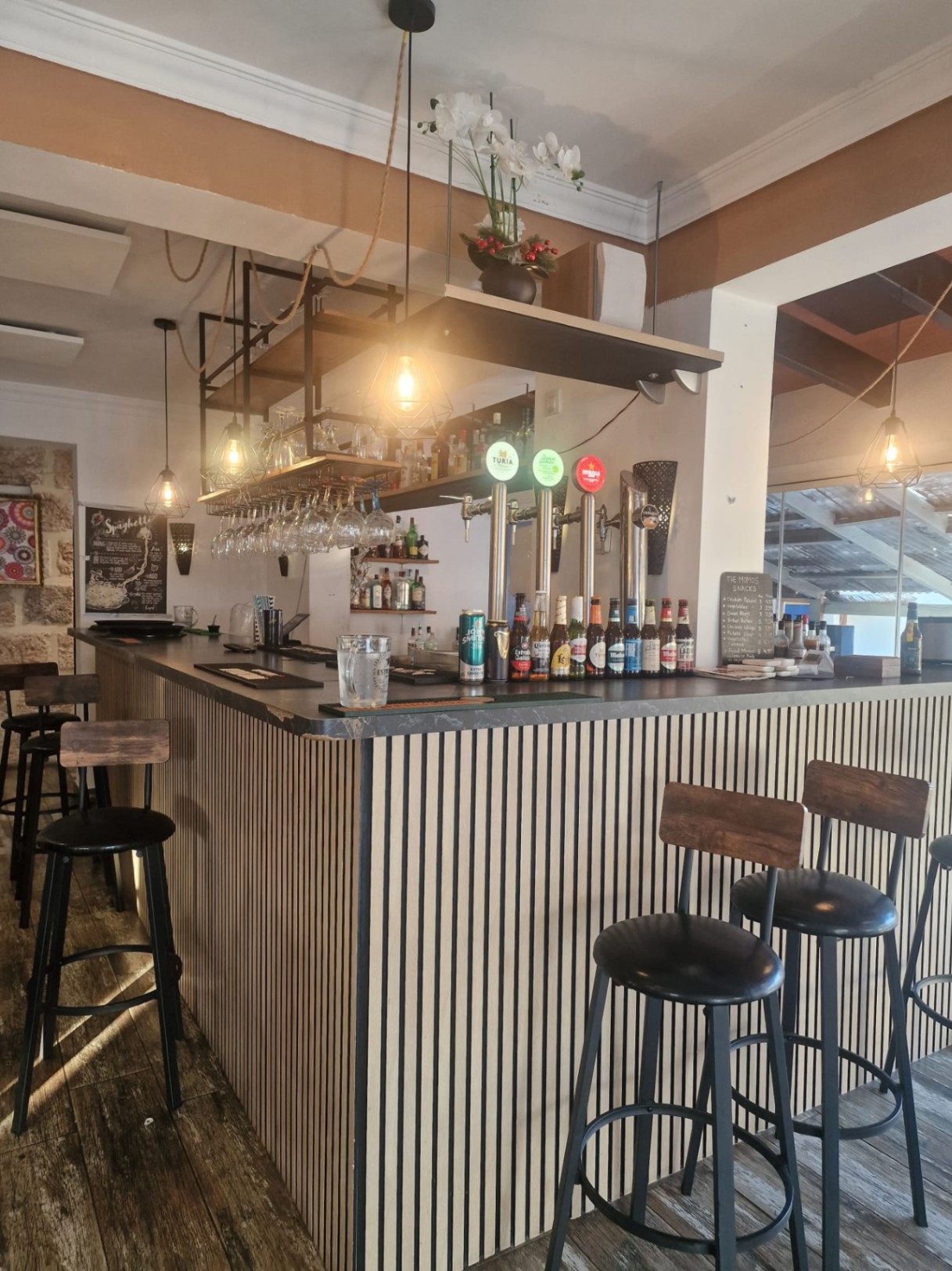 GM-239 - Restaurante en venta en Teulada, Alicante con terraza de 60 m²
