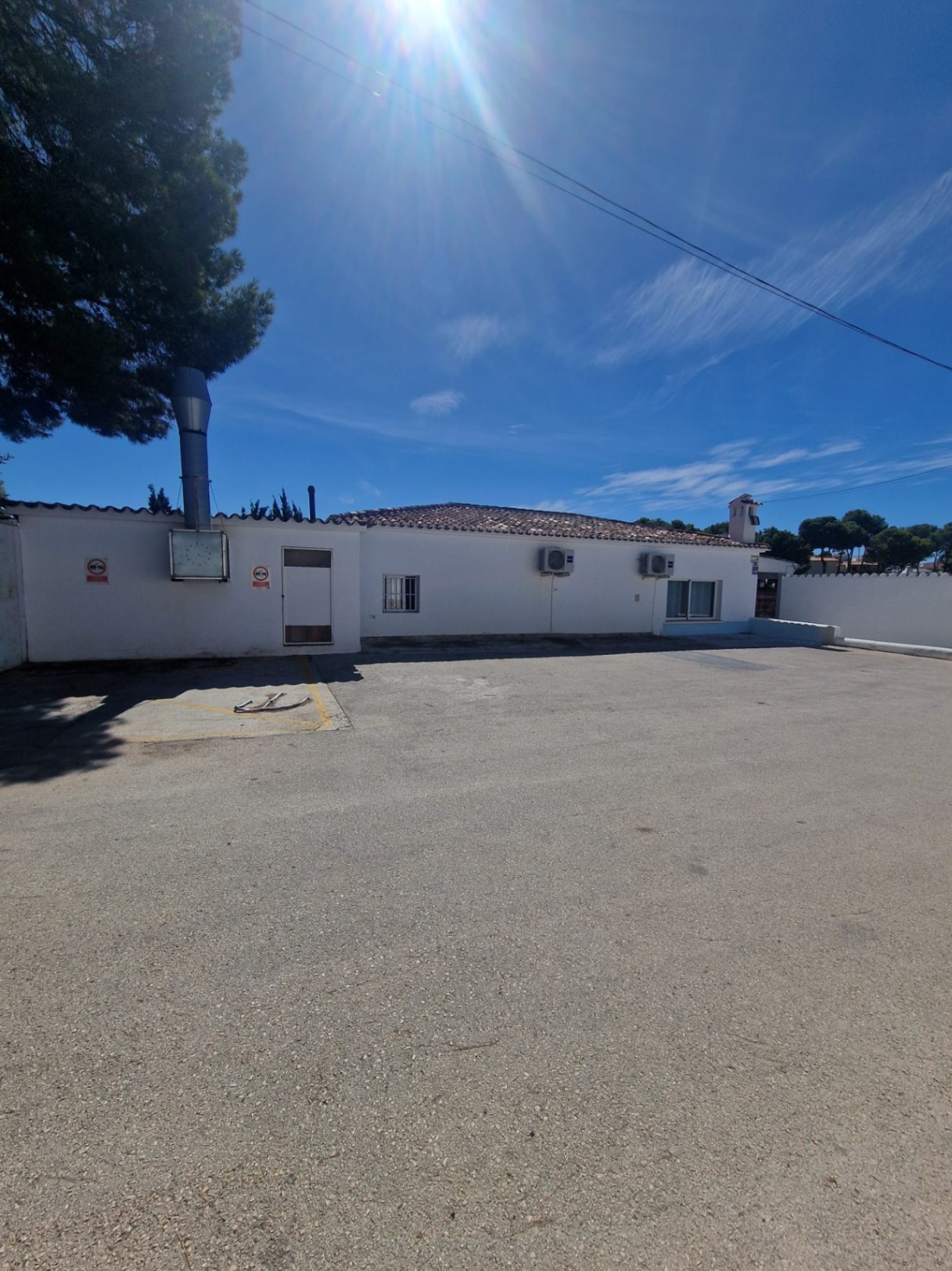 GM-239 - Restaurante en venta en Moraira, Alicante con terraza de 60 m²