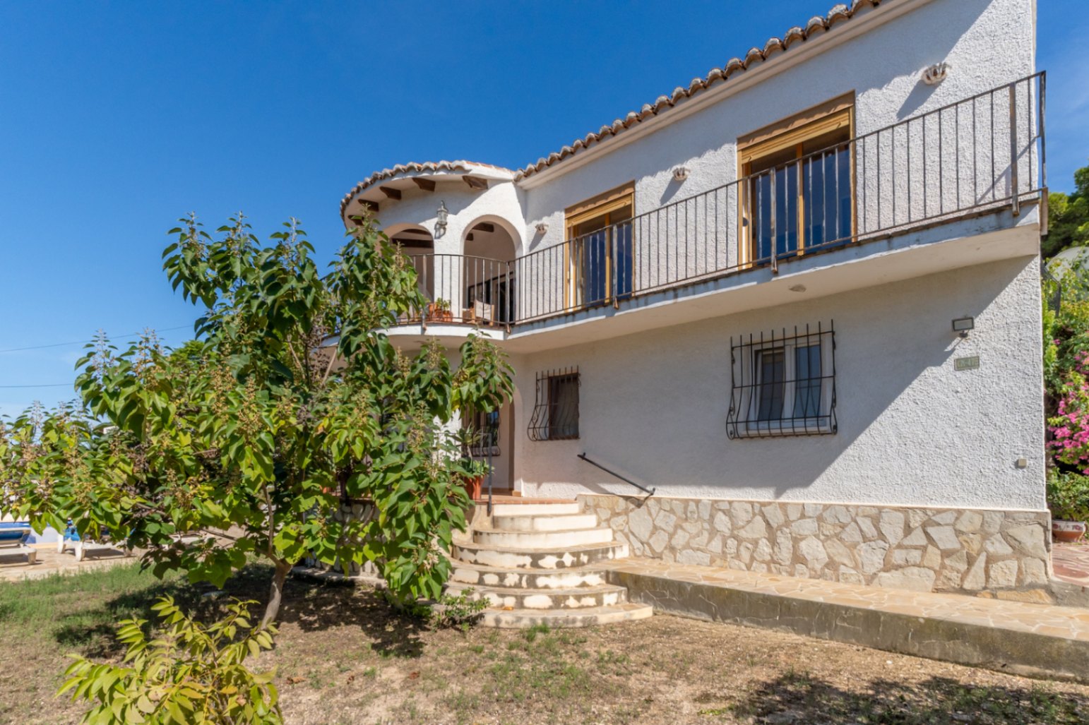 GM-240 - Verkauf einer eleganten Villa in Javea mit 4 Schlafzimmern