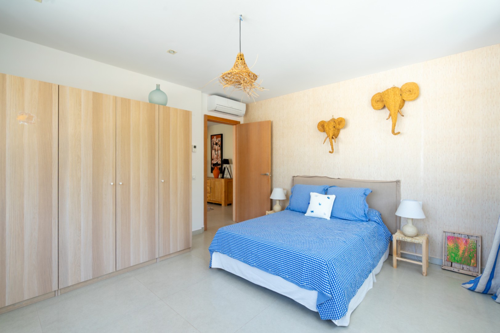 GM-241 - Chalet en venta en Denia, 4 dormitorios, piscina y 270 m²