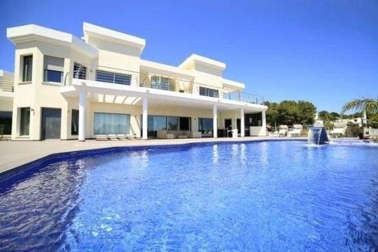 Luxus-Villa zum Verkauf in Benissa, Costa Blanca, mit Blick aufs Meer