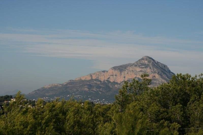 Extensive plot for sale, Javea, Costa Blanca, Spain, with sea view